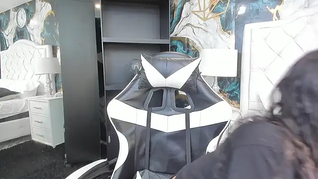 rave connor online show from December 2025 07:09:02 PM