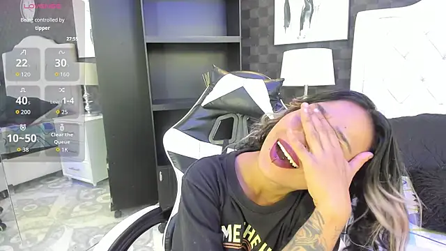 rave connor online show from September 2025 06:39:02 PM