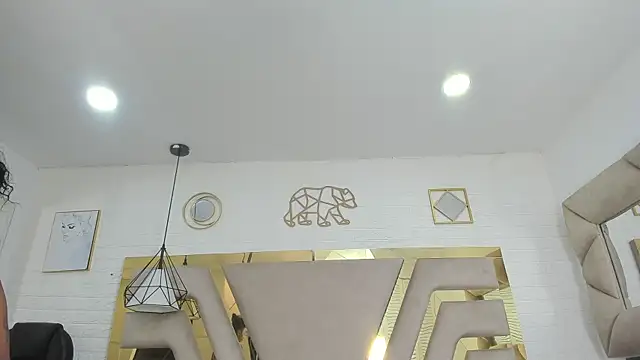 rave connor online show from April 2026 06:57:01 PM