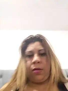 Laura-Hernandez online show from February 2025 08:20:02 PM