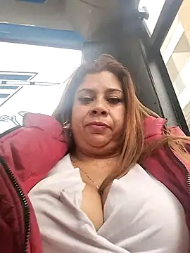 Laura-Hernandez online show from February 2025 10:47:02 PM