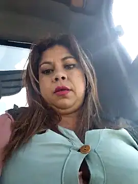 Laura-Hernandez online show from May 2026 02:47:01 PM