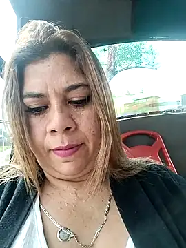 Laura-Hernandez online show from October 2025 02:07:02 PM