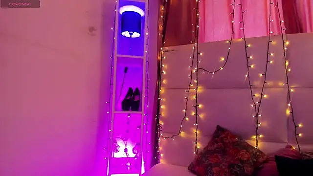 Stefyrossy online show from March 2026 03:19:02 PM