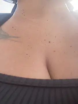 Stefyrossy online show from July 2026 02:05:01 PM