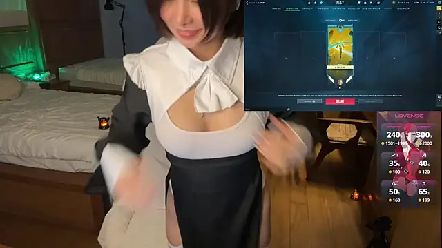 JayJaylov online show from October 2025 12:22:02 AM