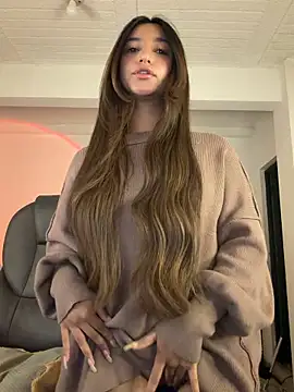 aly golden  online show from March 2026 06:02:02 PM