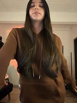 aly golden  online show from July 2026 01:24:02 AM