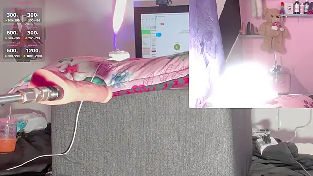 kira touka online show from November 2025 03:07:02 AM