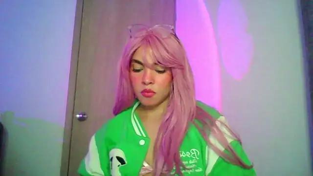 Kiri Cutee online show from November 2025 04:28:02 AM