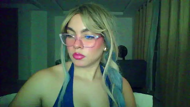 Kiri Cutee online show from December 2025 04:33:02 AM