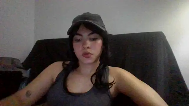 Snapshot of Kiri_Cutee chatting on January 2025 05:20:01 AM Kiri Cutee online show from January 2025 05:20:01 AM