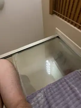 Yann 18 online show from April 2026 05:53:02 AM