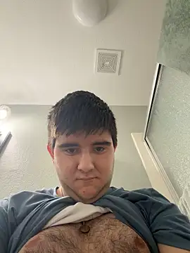 Yann 18 online show from April 2026 02:40:02 AM