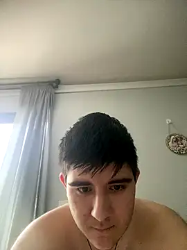 Yann 18 online show from September 2025 11:48:01 PM