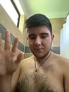 Yann 18 online show from October 2025 09:04:02 PM