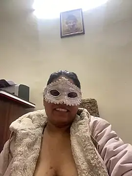 Snapshot of kamayanisingh24 chatting on February 2025 07:44:01 PM kamayanisingh24 online show from February 2025 07:44:01 PM