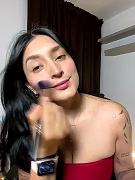 Snapshot of Valentina_cartier chatting on October 2025 11:35:02 PM Valentina cartier online show from October 2025 11:35:02 PM