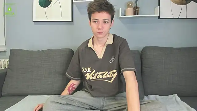 Snapshot of Viego_Pattel chatting on October 2025 04:19:02 PM Viego Pattel online show from October 2025 04:19:02 PM