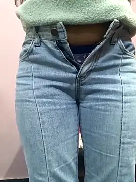 Snapshot of Ananya_34 chatting on February 2026 03:37:01 AM Ananya 34 online show from February 2026 03:37:01 AM