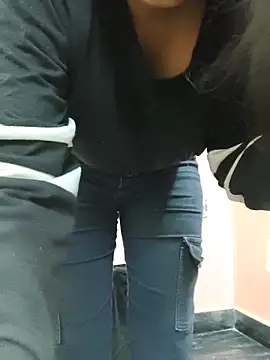 Snapshot of Ananya_34 chatting on February 2026 03:49:02 AM Ananya 34 online show from February 2026 03:49:02 AM