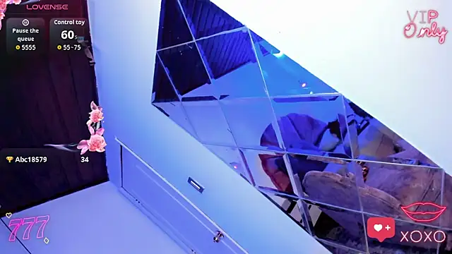 Alliemilky online show from March 2026 08:27:02 PM