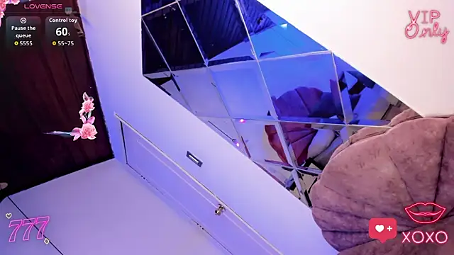 Alliemilky online show from March 2026 08:01:02 PM