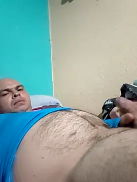 Snapshot of Camilo-31RI chatting on February 2026 11:19:01 AM Camilo-31RI online show from February 2026 11:19:01 AM