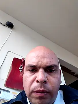 Camilo-31RI online show from April 2026 11:25:02 AM