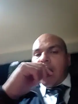 Camilo-31RI online show from May 2026 12:25:01 AM