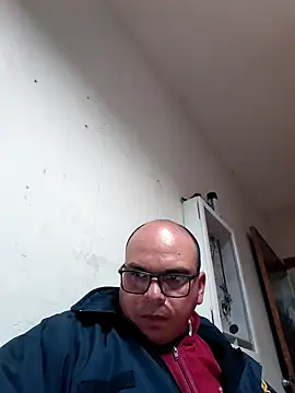 Snapshot of Camilo-31RI chatting on February 2026 04:12:02 AM Camilo-31RI online show from February 2026 04:12:02 AM