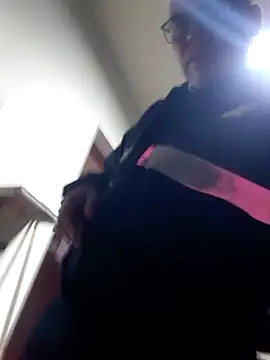 Camilo-31RI online show from April 2026 12:37:01 AM