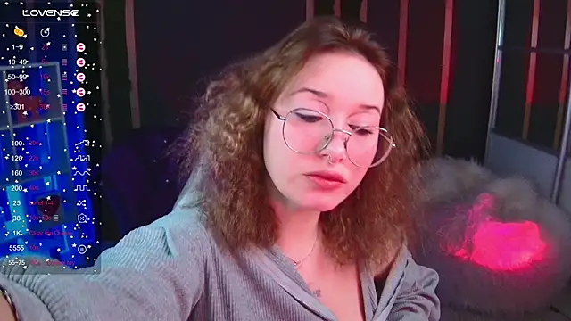 Snapshot of Eridabytrend chatting on November 2025 06:17:02 AM Eridabytrend online show from November 2025 06:17:02 AM