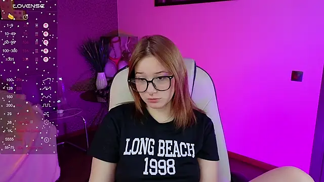 Snapshot of Eridabytrend chatting on December 2025 12:15:01 PM Eridabytrend online show from December 2025 12:15:01 PM