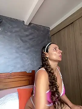 MafeeRoss online show from March 2026 07:19:01 PM