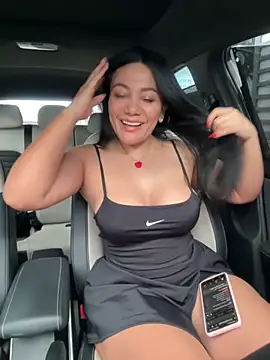 Snapshot of Abril10_ chatting on November 2025 05:02:01 PM Abril10 online show from November 2025 05:02:01 PM