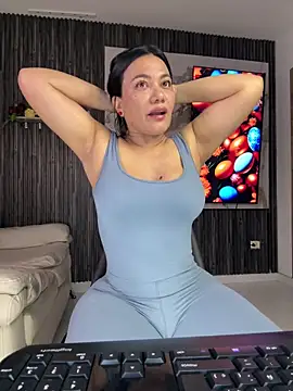 Abril10  online show from April 2026 11:33:02 PM