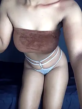 lisa larry88 online show from December 2025 03:22:02 AM