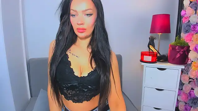 OliviaFantasy online show from November 2025 10:52:02 AM