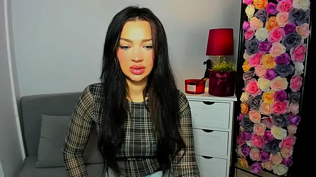 OliviaFantasy online show from November 2025 07:18:01 AM