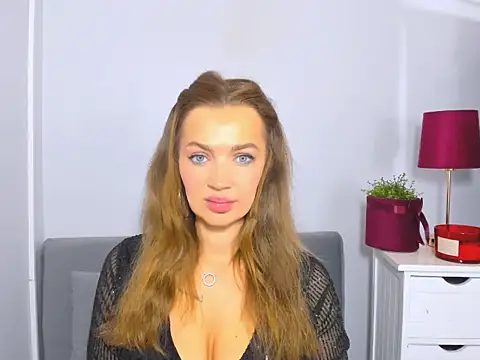 OliviaFantasy online show from October 2025 03:48:01 PM