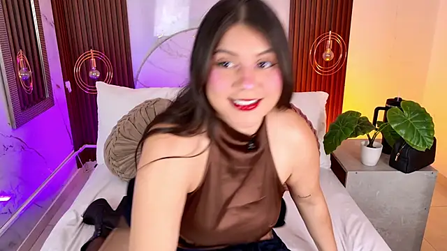 pamelajons  online show from May 2026 12:50:01 PM