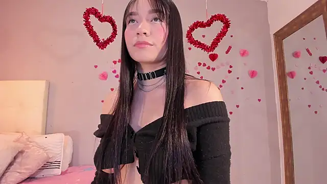 Maia W10 online show from March 2026 02:19:01 AM