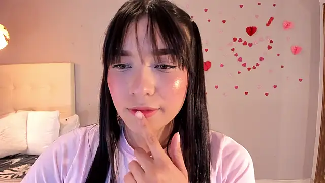 Maia W10 online show from March 2026 12:31:01 PM