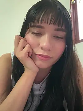 Snapshot of Maia_W10 chatting on October 2025 09:03:01 PM Maia W10 online show from October 2025 09:03:01 PM