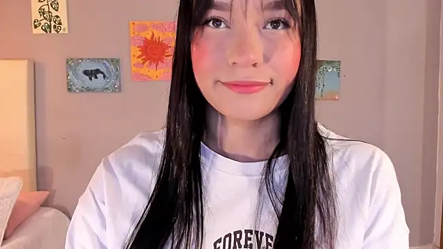 Maia W10 online show from April 2026 12:23:01 PM