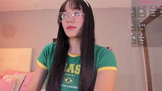 Maia W10 online show from February 2026 12:21:01 PM