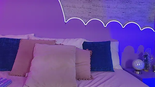 Lilou albrecht online show from February 2026 11:52:01 AM