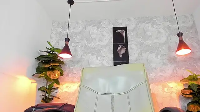 Snapshot of Regan__ chatting on December 2025 07:51:02 PM Regan online show from December 2025 07:51:02 PM