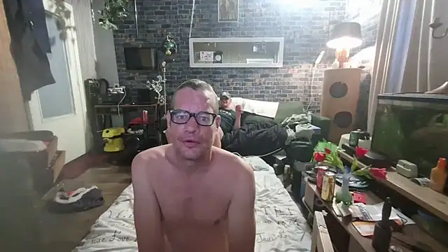 Snapshot of mikeythebestsucker chatting on May 2026 05:29:02 AM mikeythebestsucker online show from May 2026 05:29:02 AM